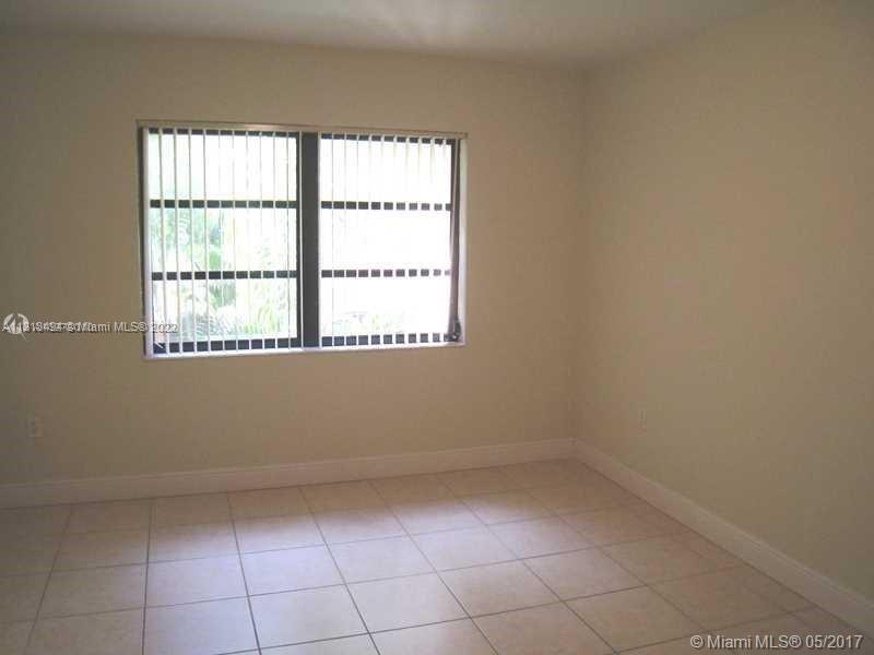 VENETIAN PALMS CONDO - Residential