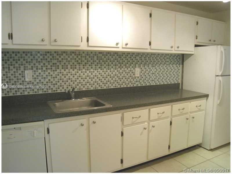 VENETIAN PALMS CONDO - Residential