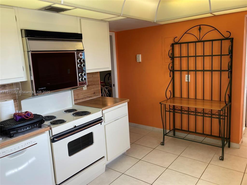 805 Cypress Blvd 309