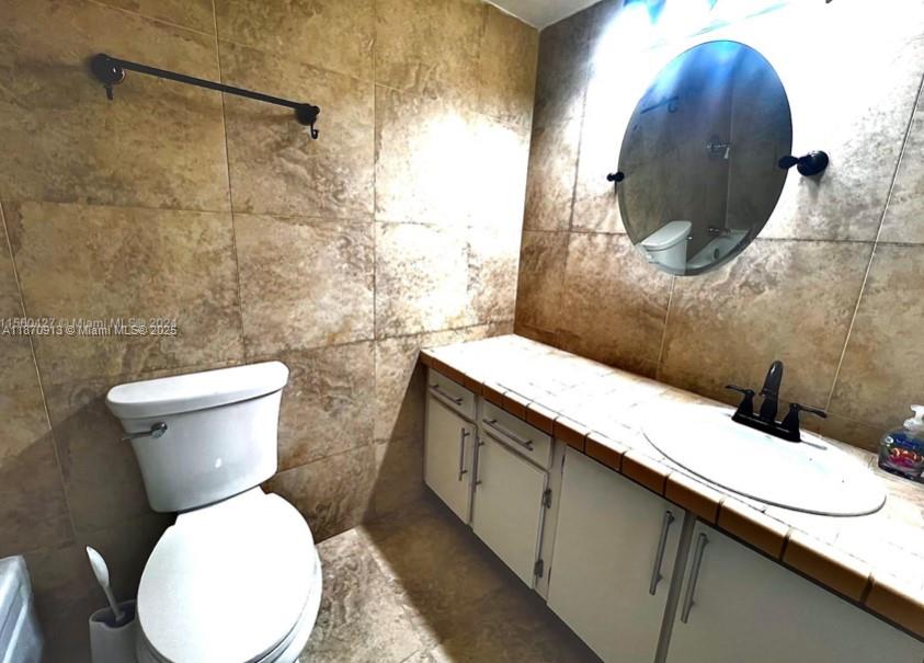 MILLER GARDENS CONDO - Residential Lease