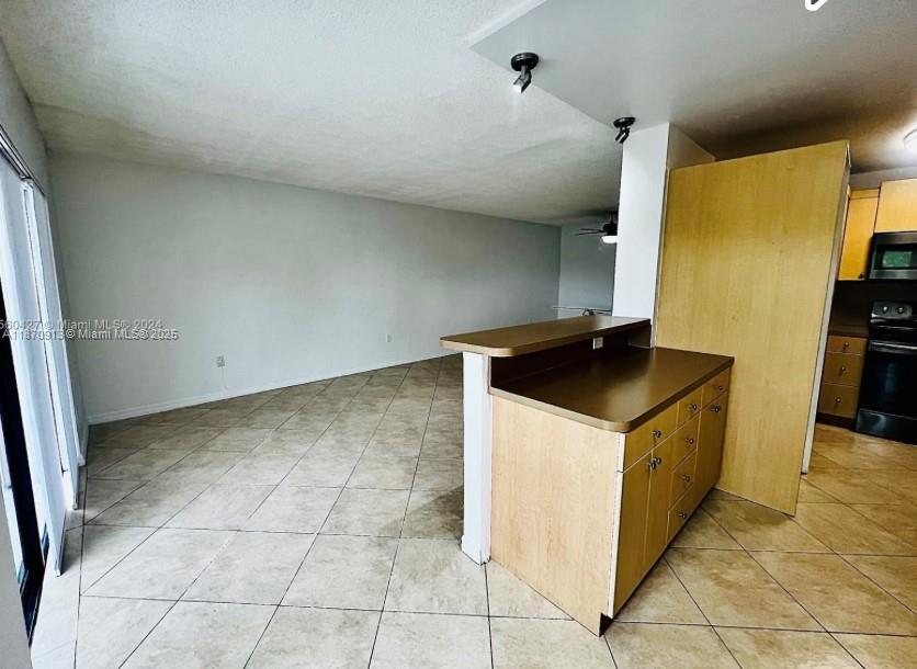 MILLER GARDENS CONDO - Residential Lease