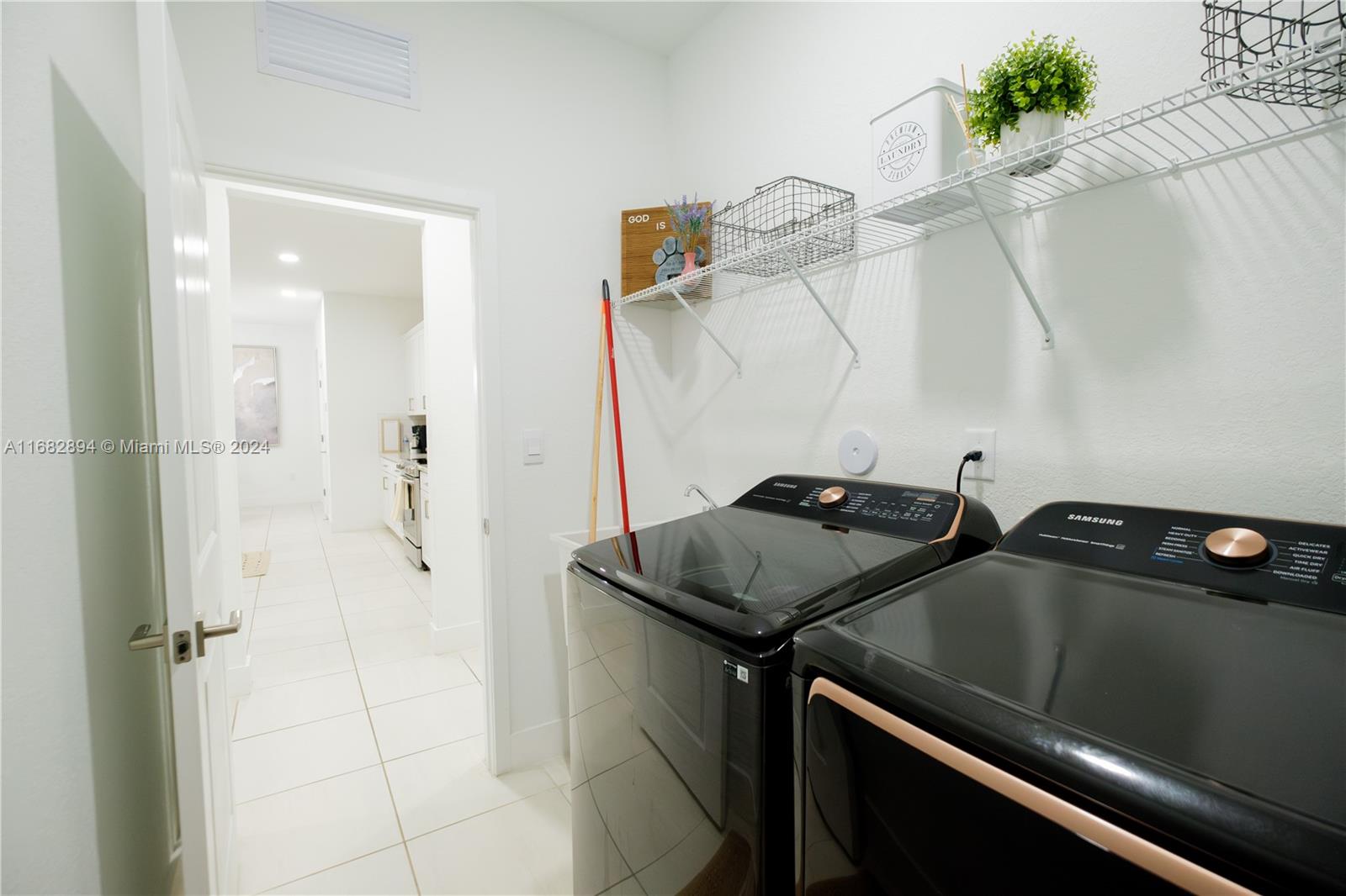 Krome Grove Estates - Residential