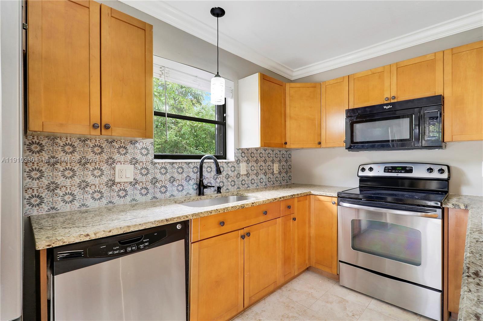 SIMS CREEK PH II - Residential