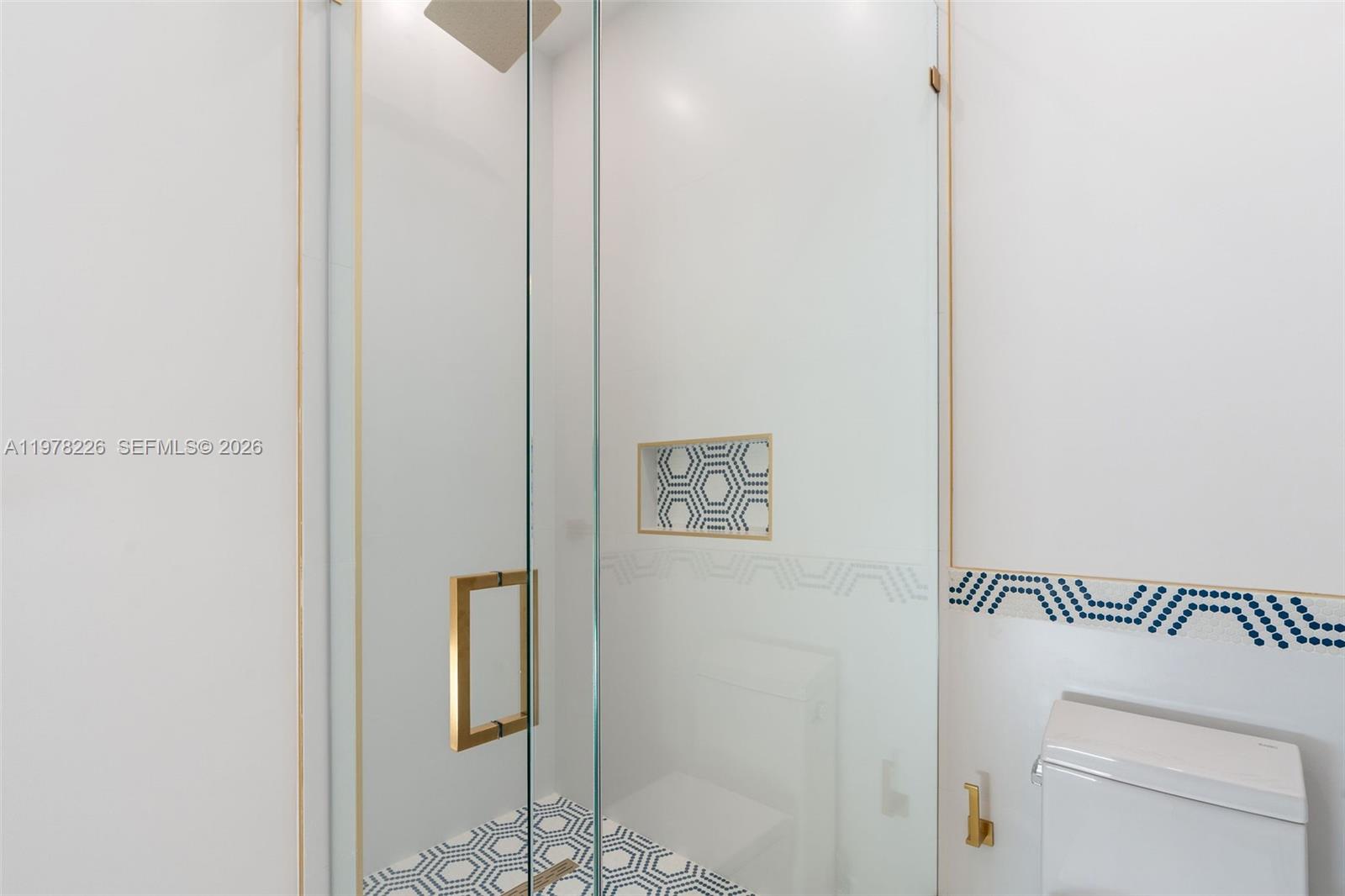 PLANTATION BEACH - Residential