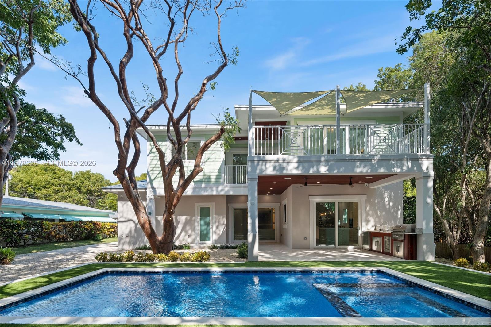 PLANTATION BEACH - Residential