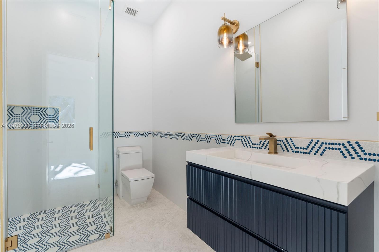 PLANTATION BEACH - Residential