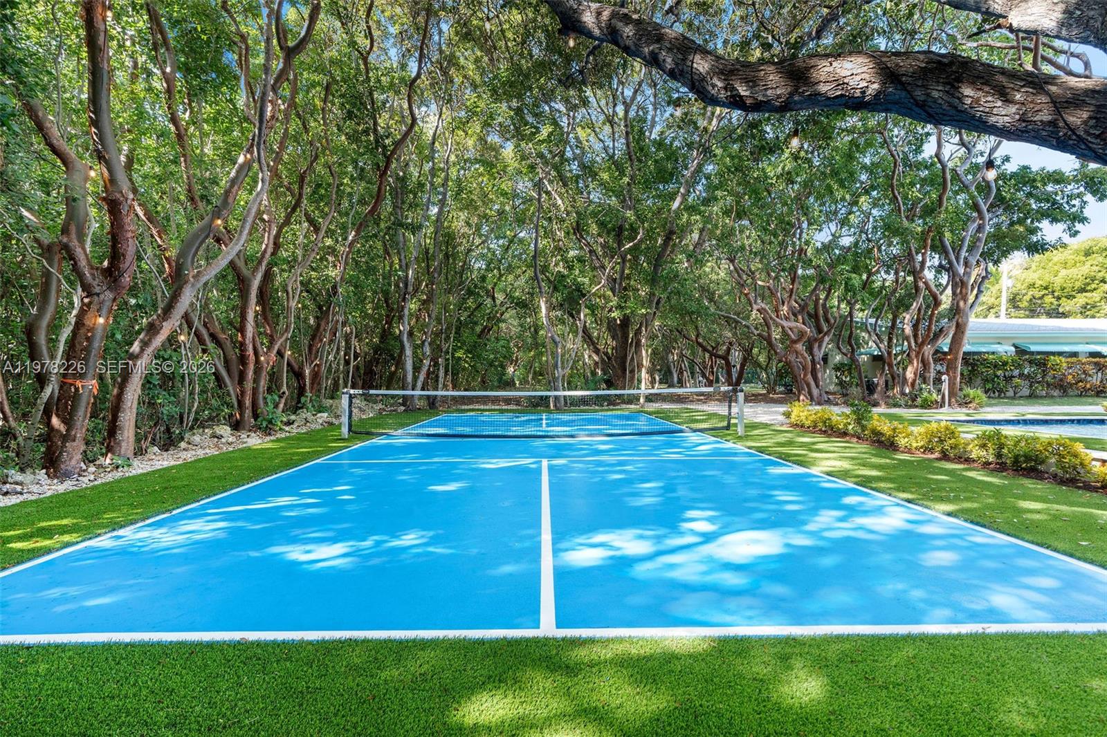 PLANTATION BEACH - Residential