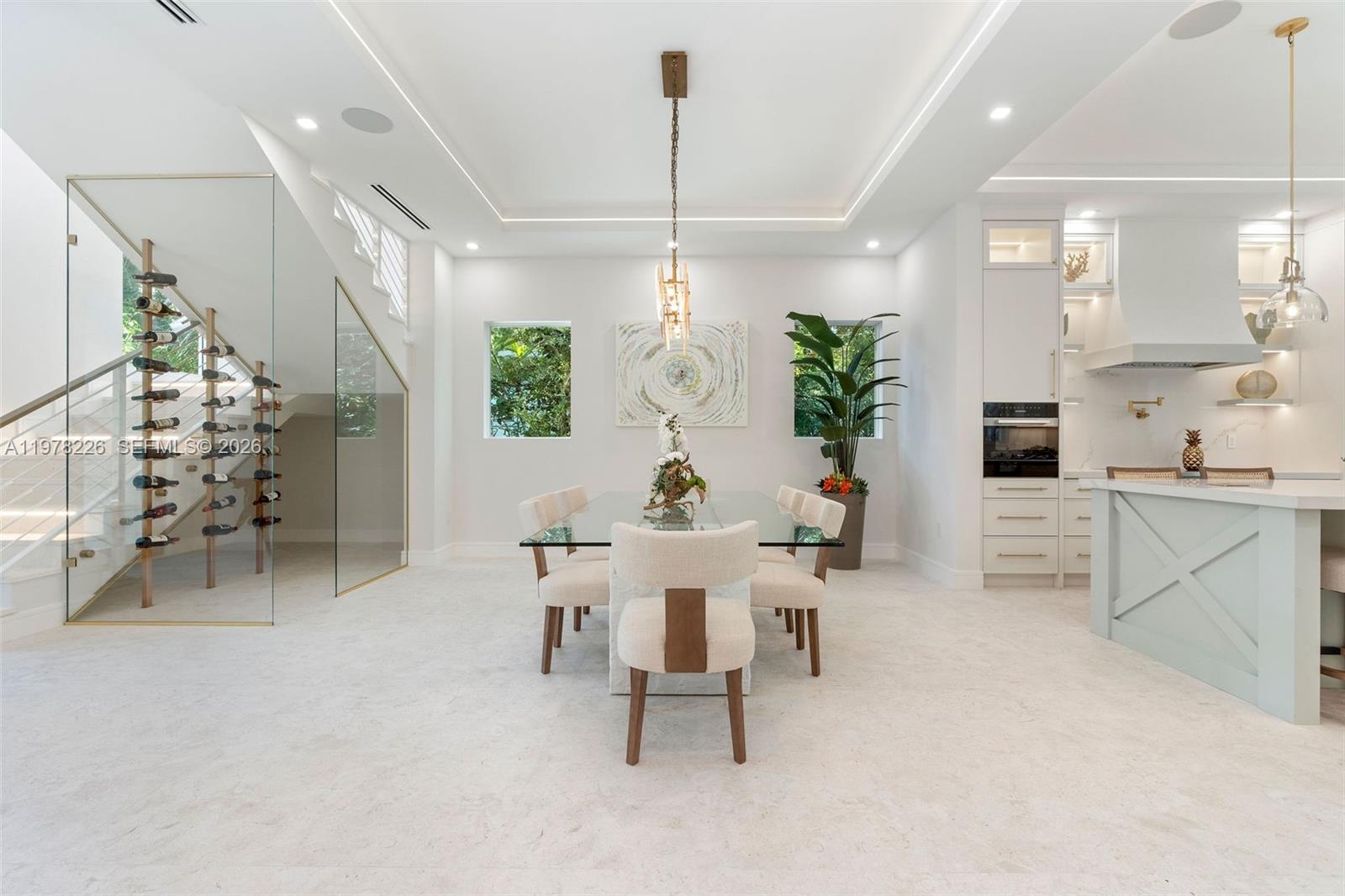 PLANTATION BEACH - Residential