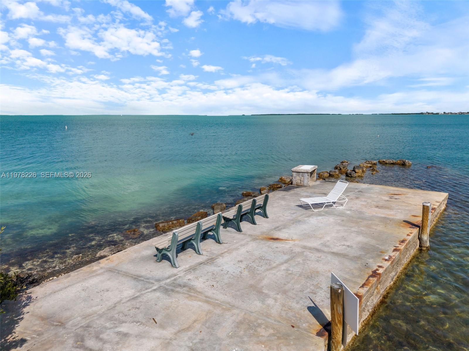 PLANTATION BEACH - Residential