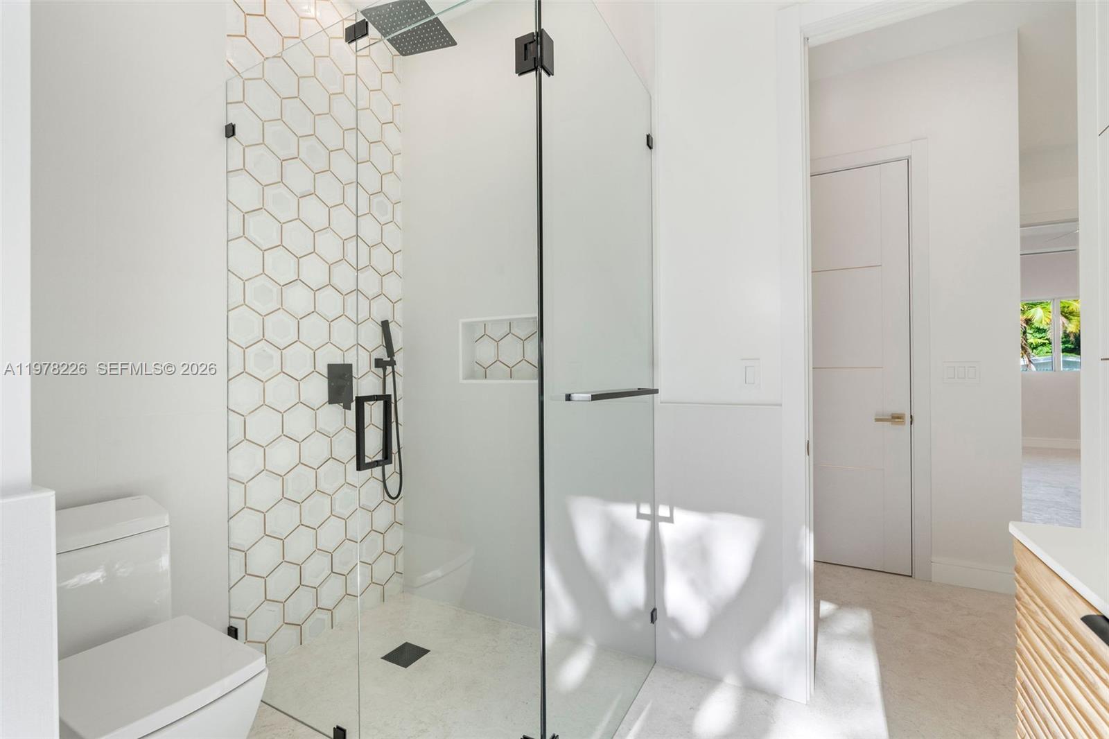 PLANTATION BEACH - Residential