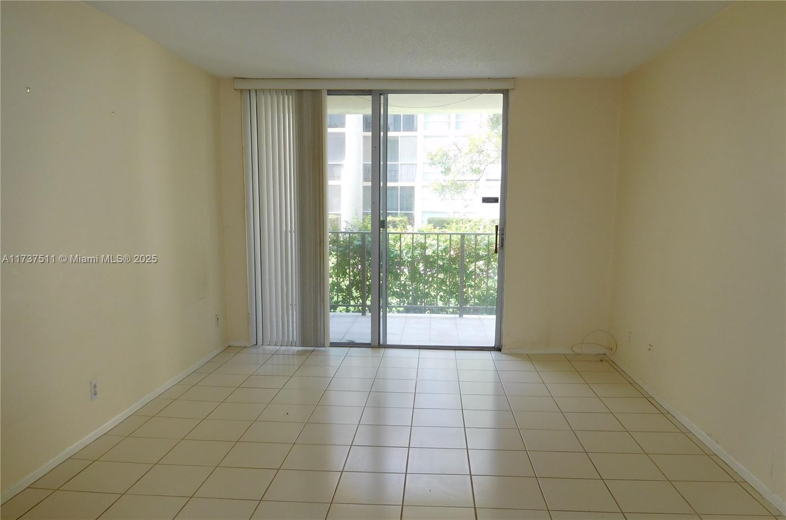 DESOTO PARK CONDO - Residential Lease