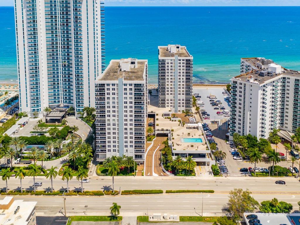 Photo of 2751 S Ocean Dr #N7PH, Hollywood, FL 33019 (MLS # A11321752)