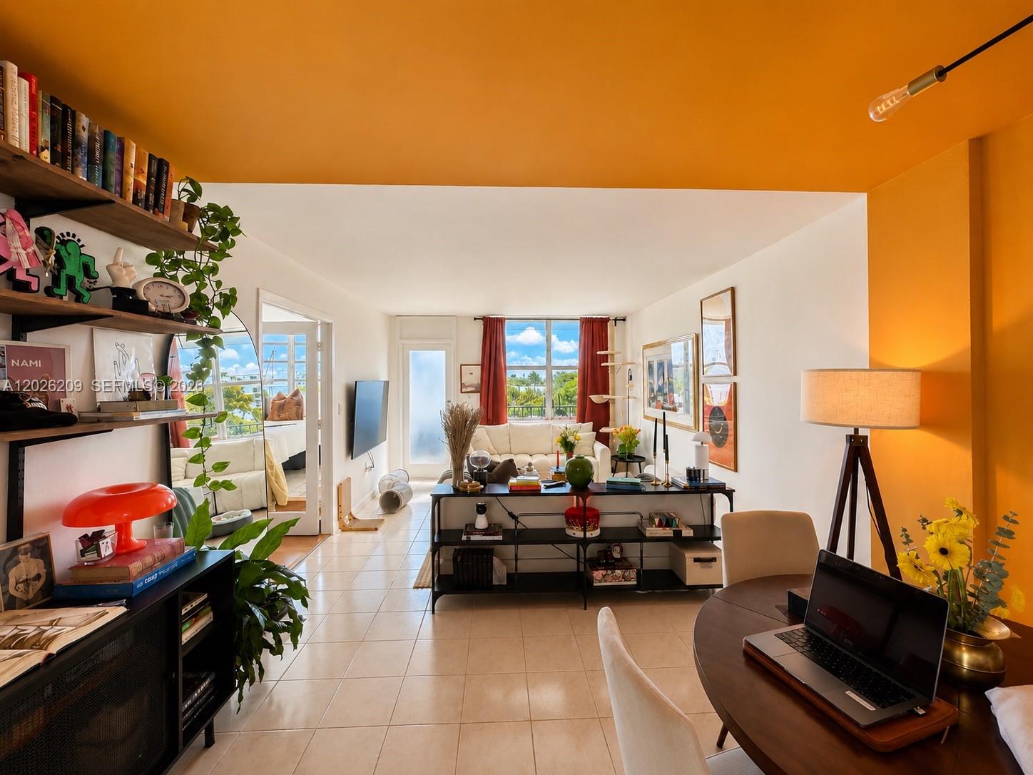 910 JEFFERSON TOWERS COND - Residential
