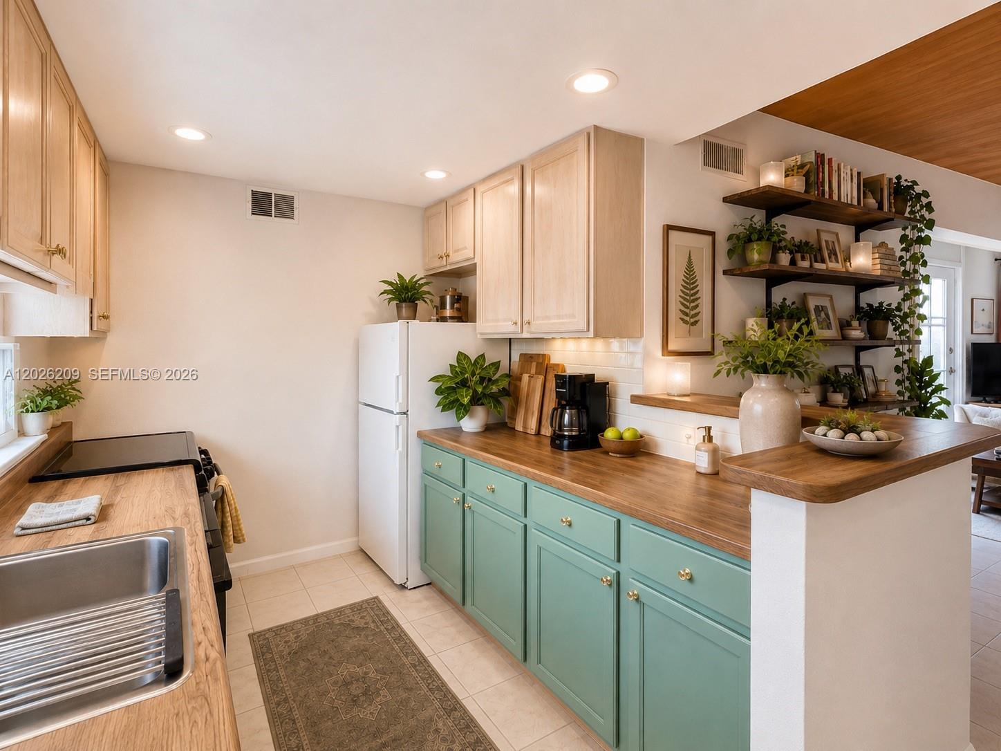 910 JEFFERSON TOWERS COND - Residential