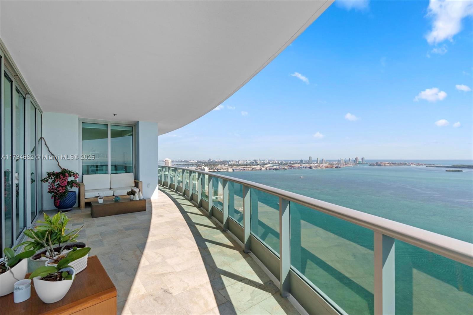JADE RESIDENCES AT BRICKE - Residential
