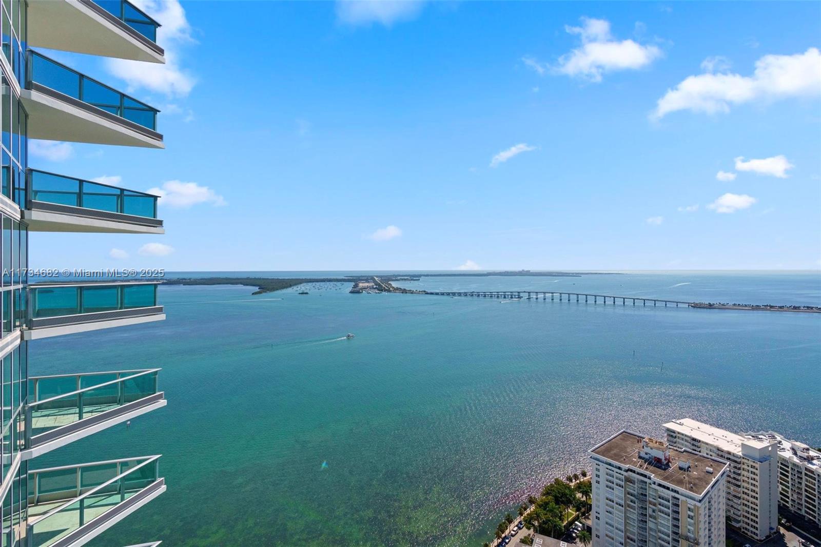 JADE RESIDENCES AT BRICKE - Residential