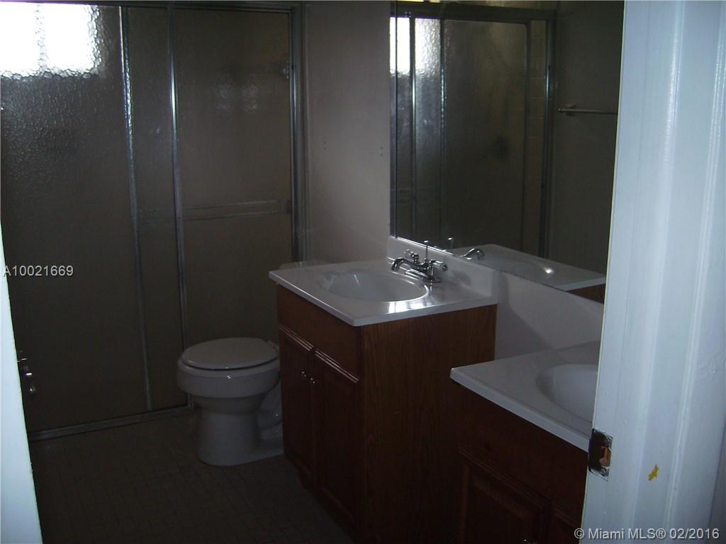 WOODS OF ROLLING HILLS 10 - Residential Lease