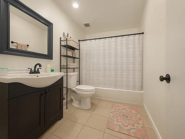 EMBARCADERO CONDO - Residential Lease