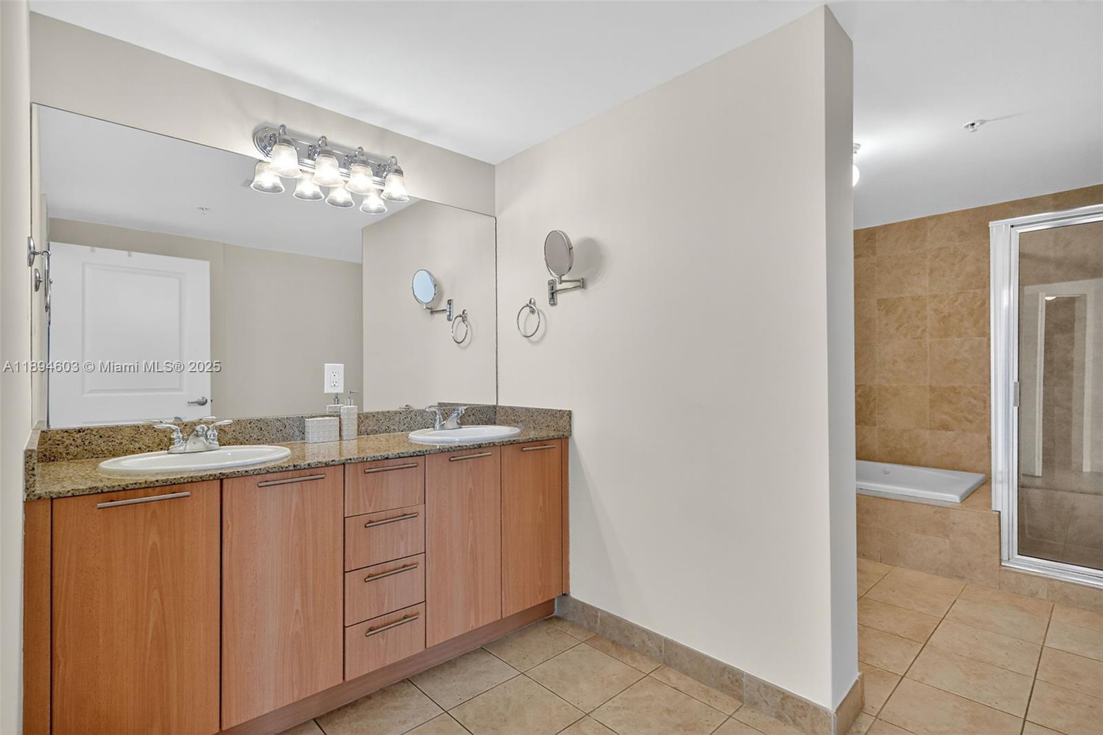 ROADS AT 21ST CONDO - Residential Lease