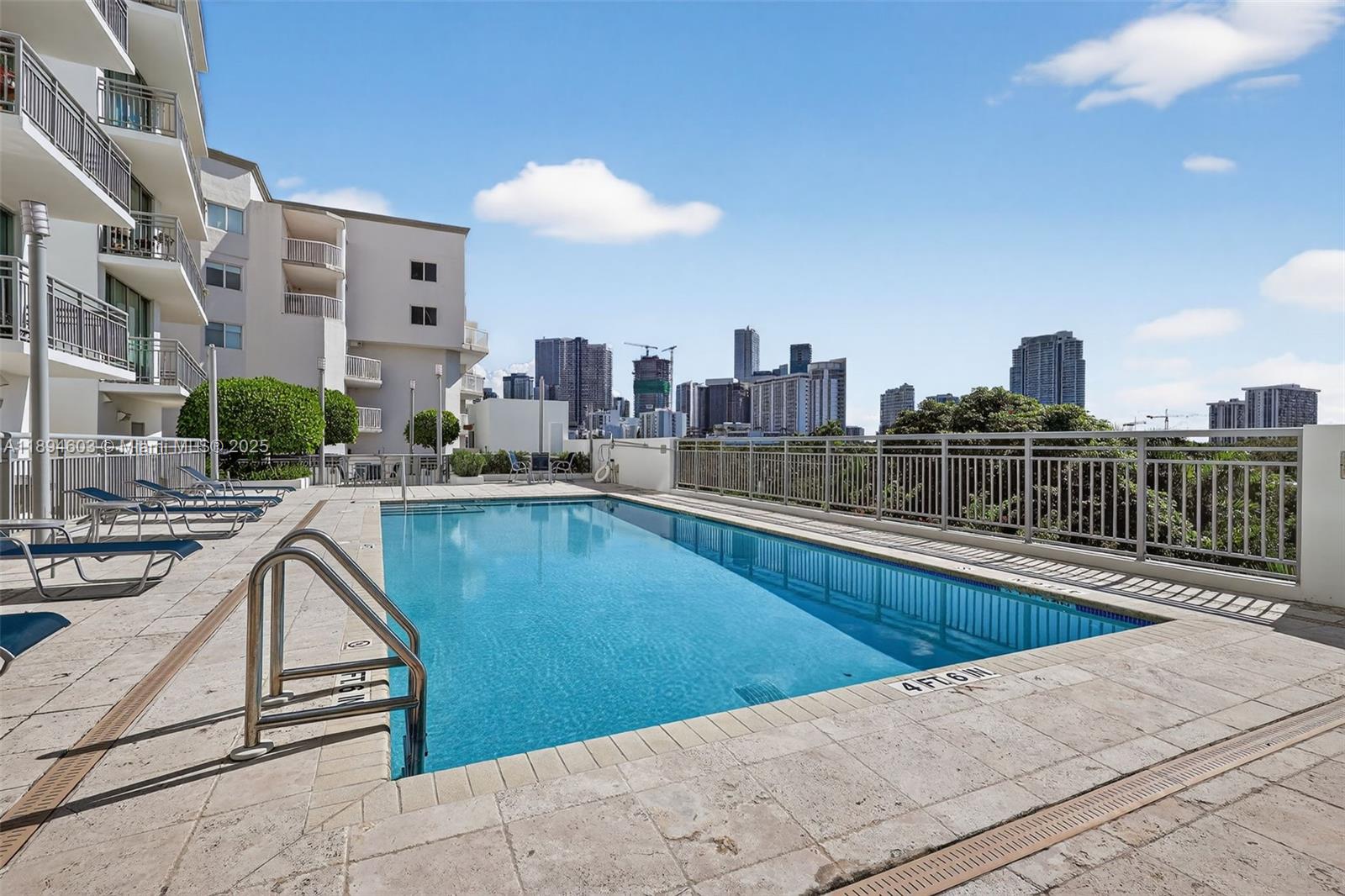ROADS AT 21ST CONDO - Residential Lease