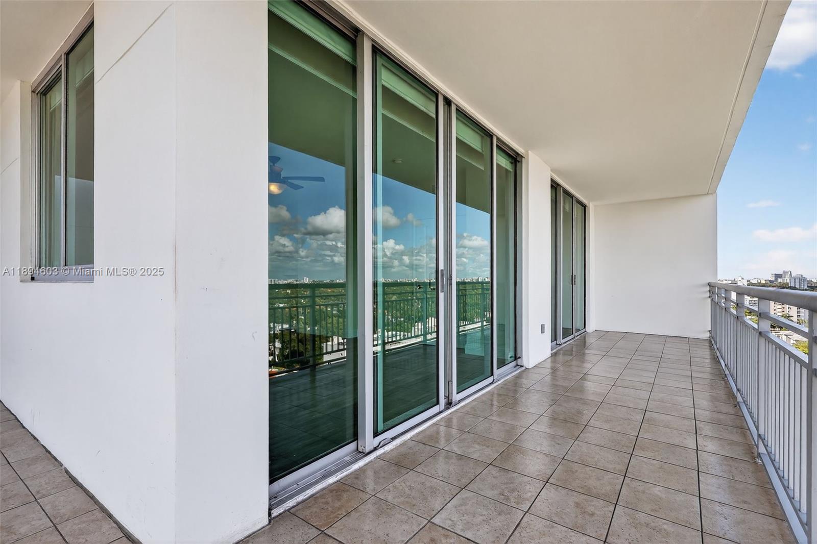 ROADS AT 21ST CONDO - Residential Lease