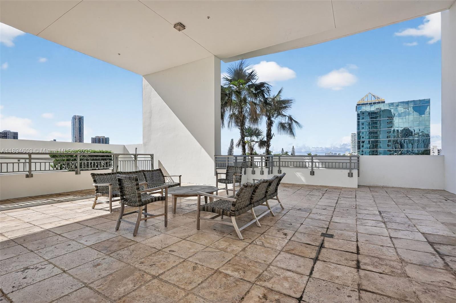 ROADS AT 21ST CONDO - Residential Lease