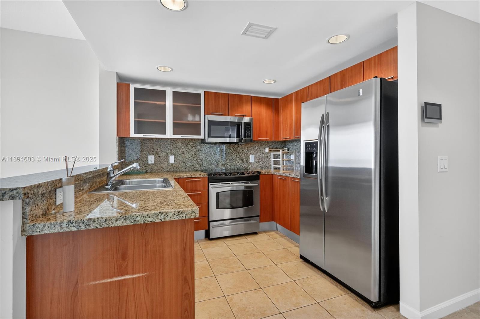 2021 SW 3rd Ave PH-3