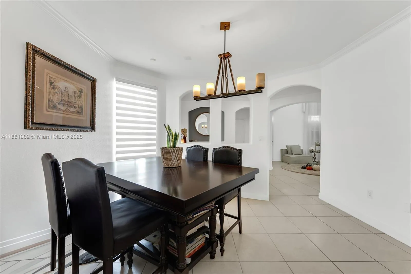 Miami, Florida 33194, United States, 4 Bedrooms Bedrooms, ,3 BathroomsBathrooms,Residential,Active,212538