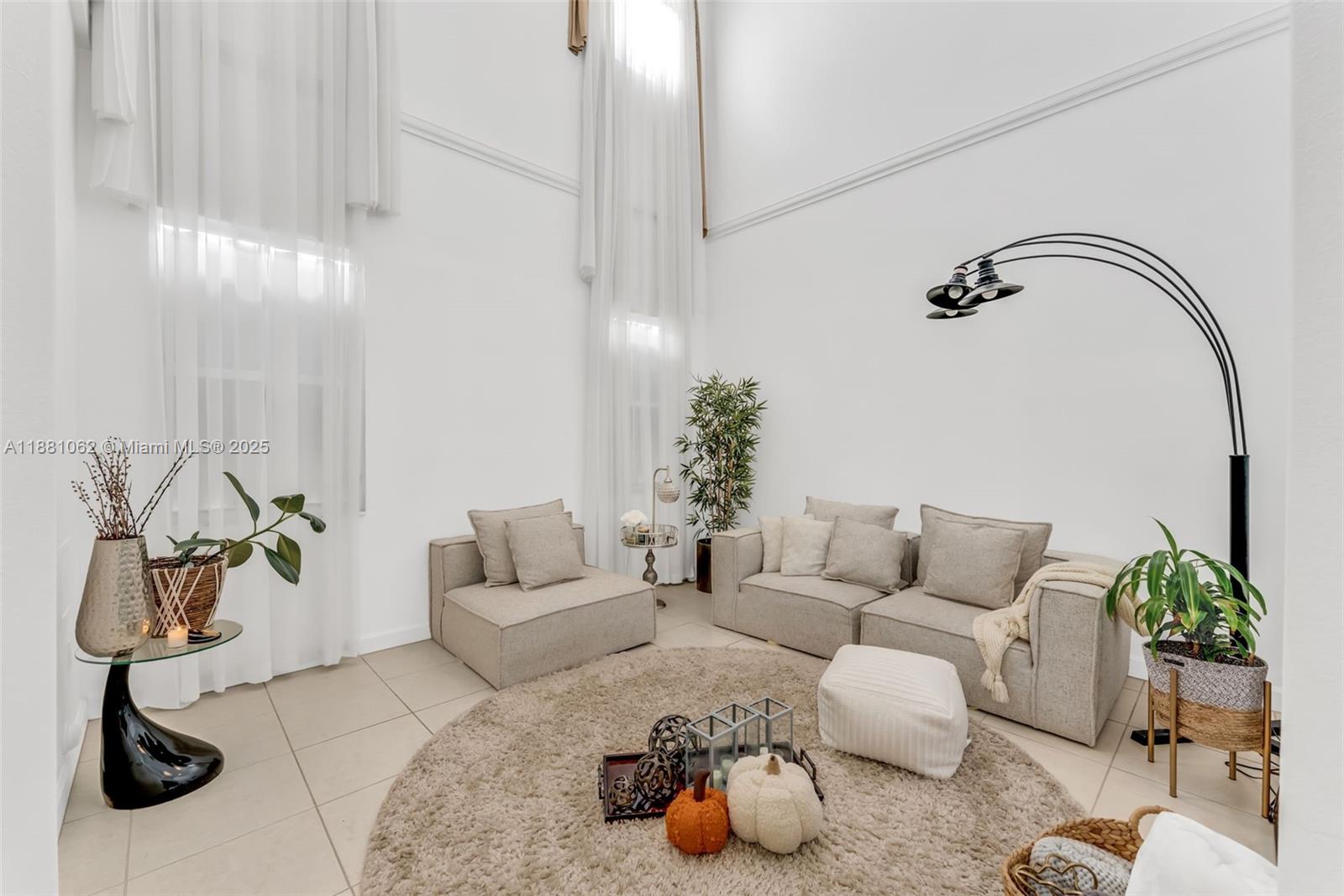 GRAND LAKES PHASE II - Residential