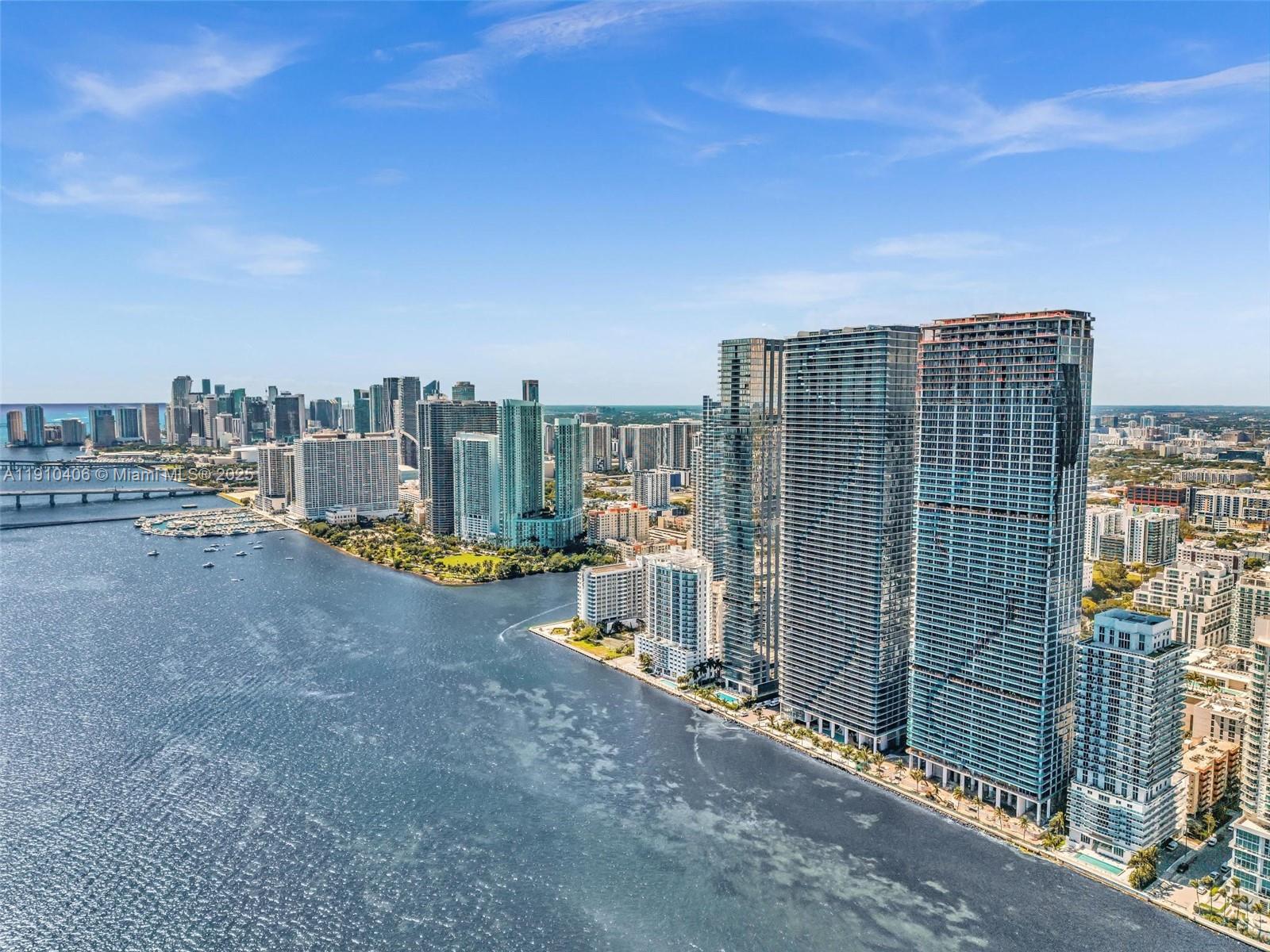 ARIA RESERVE SOUTH CONDO - Residential Lease