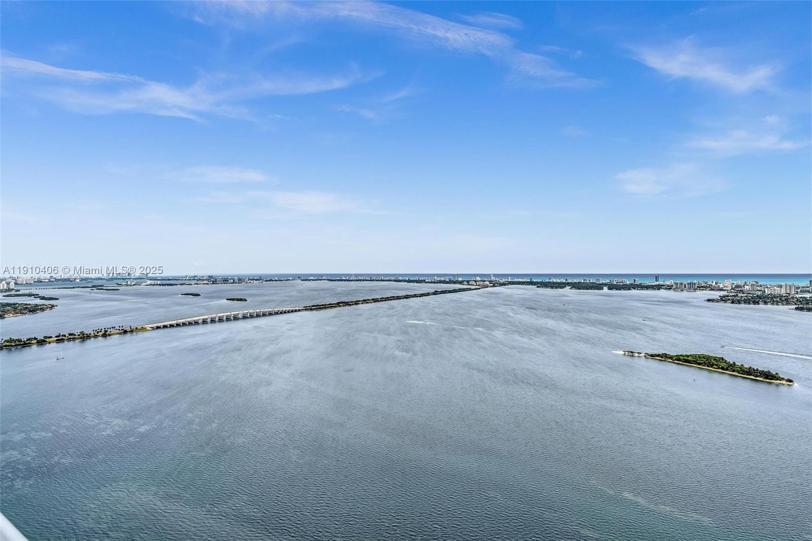 ARIA RESERVE SOUTH CONDO - Residential Lease