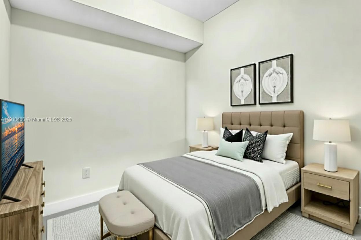 ARIA RESERVE SOUTH CONDO - Residential Lease