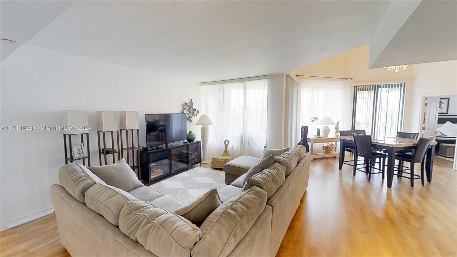MIZNER COURT CONDO - Residential