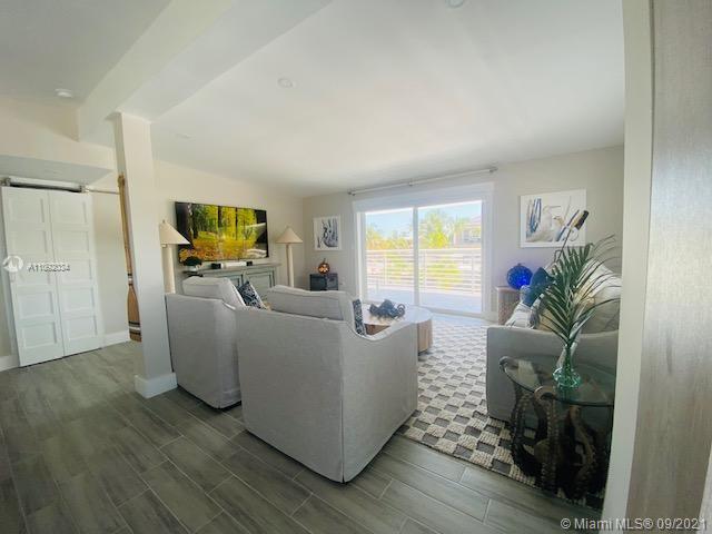 PORT LARGO - Residential Lease