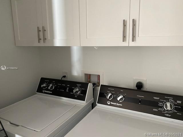 PORT LARGO - Residential Lease