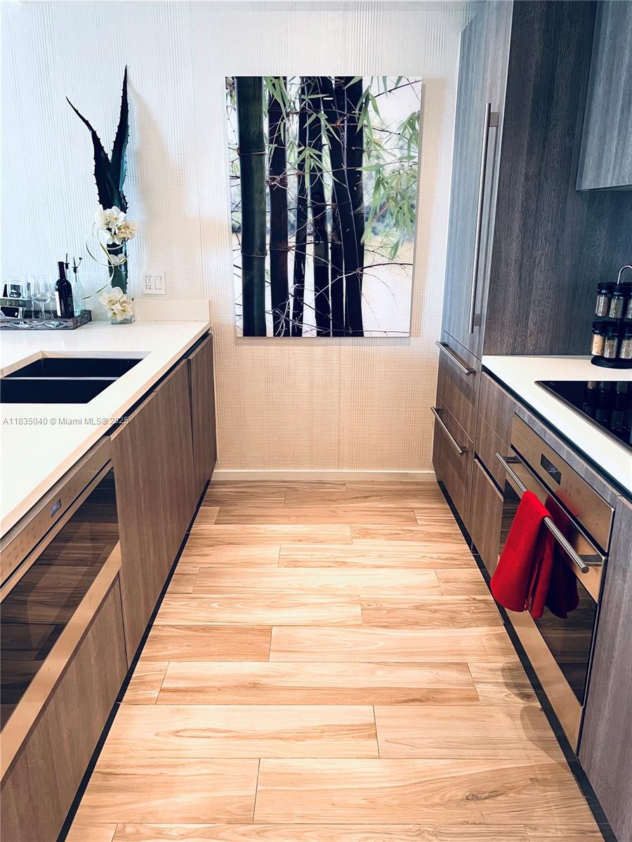 801 SMA RESIDENCES CONDO - Residential Lease