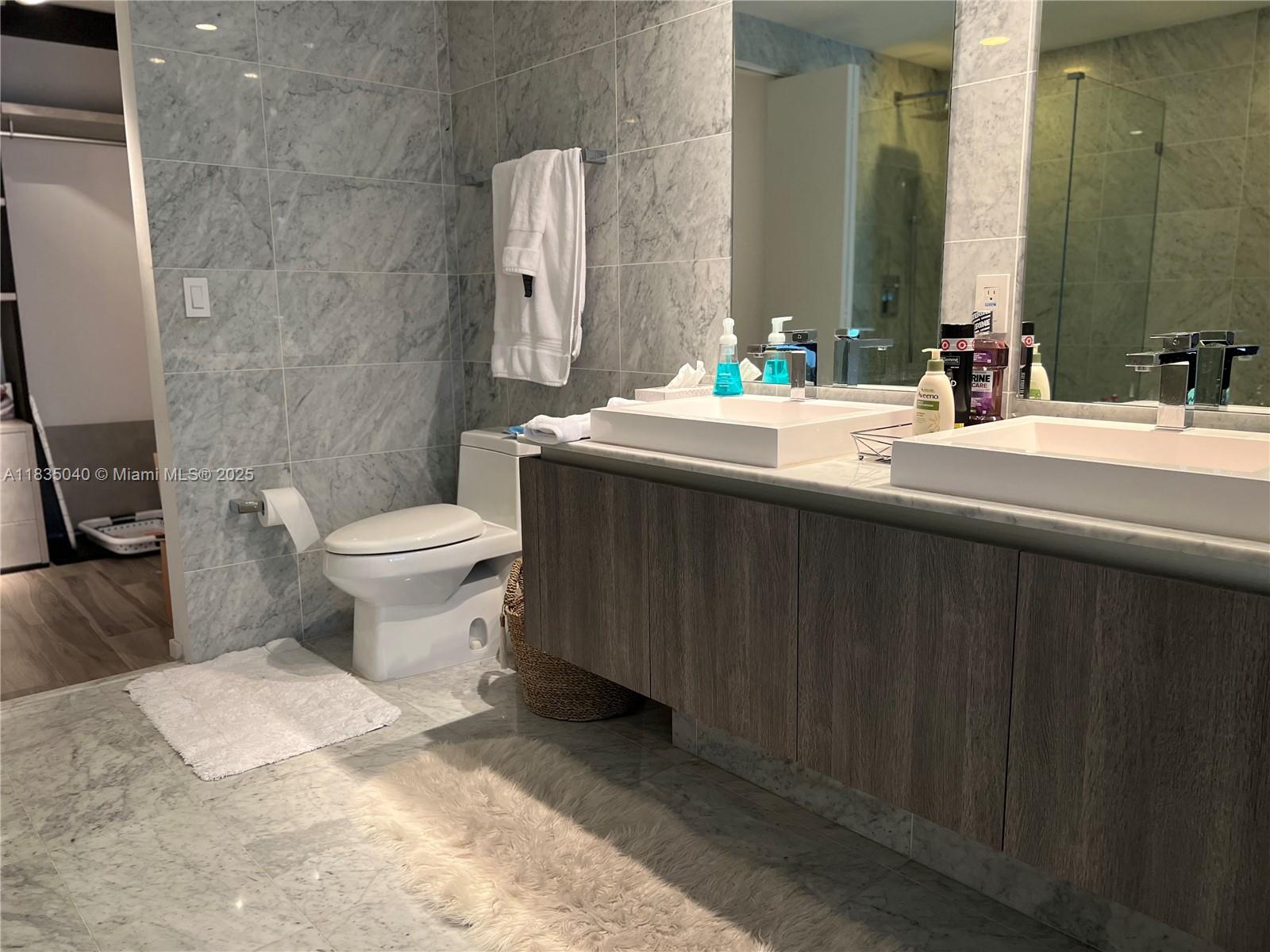 801 SMA RESIDENCES CONDO - Residential Lease