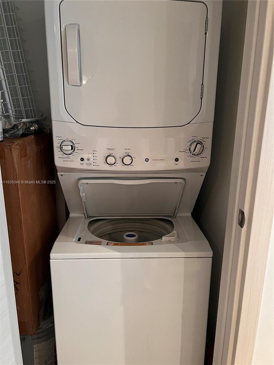 801 SMA RESIDENCES CONDO - Residential Lease