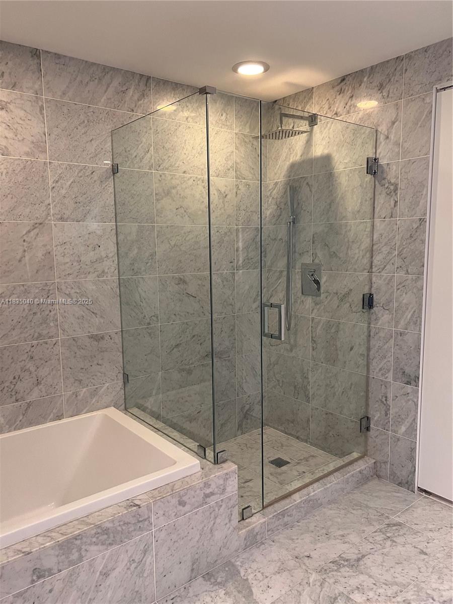 801 SMA RESIDENCES CONDO - Residential Lease