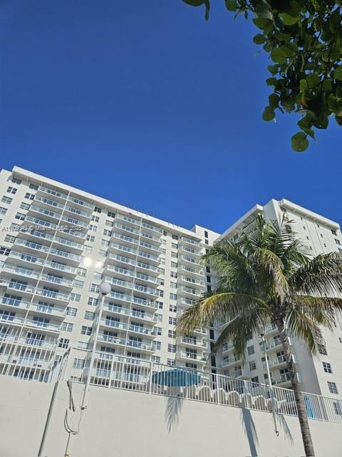 5701 E Collins Ave PH10