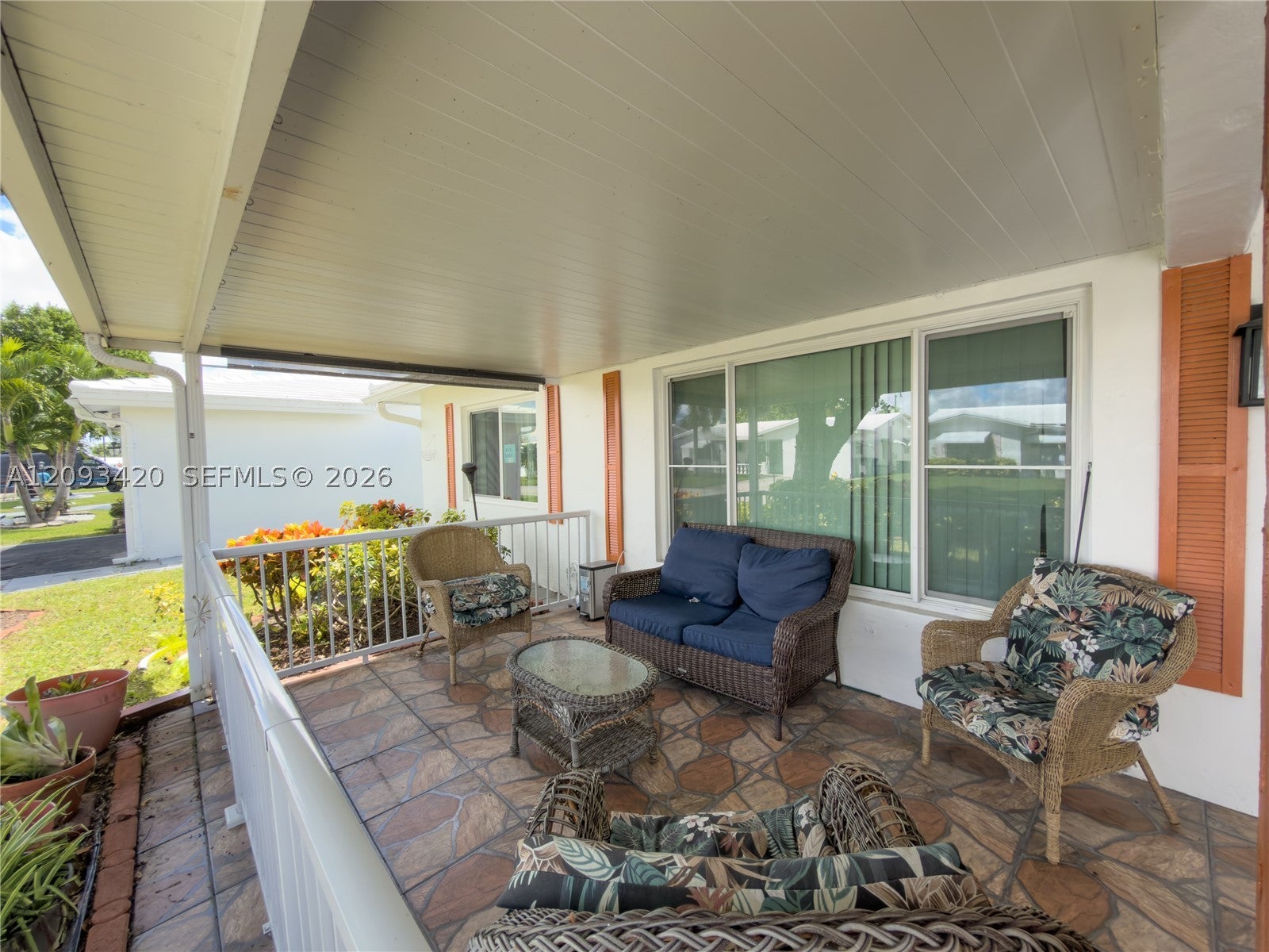 310 NW 25th Ct, Pompano Beach, FL, 33064/$310,000 1 310 NW 25th Ct