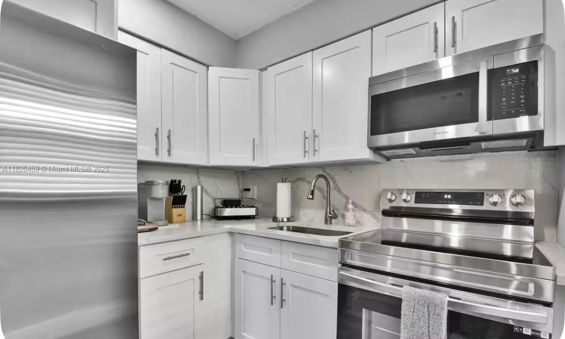 RIVERSIDE NO 2 - Residential Lease