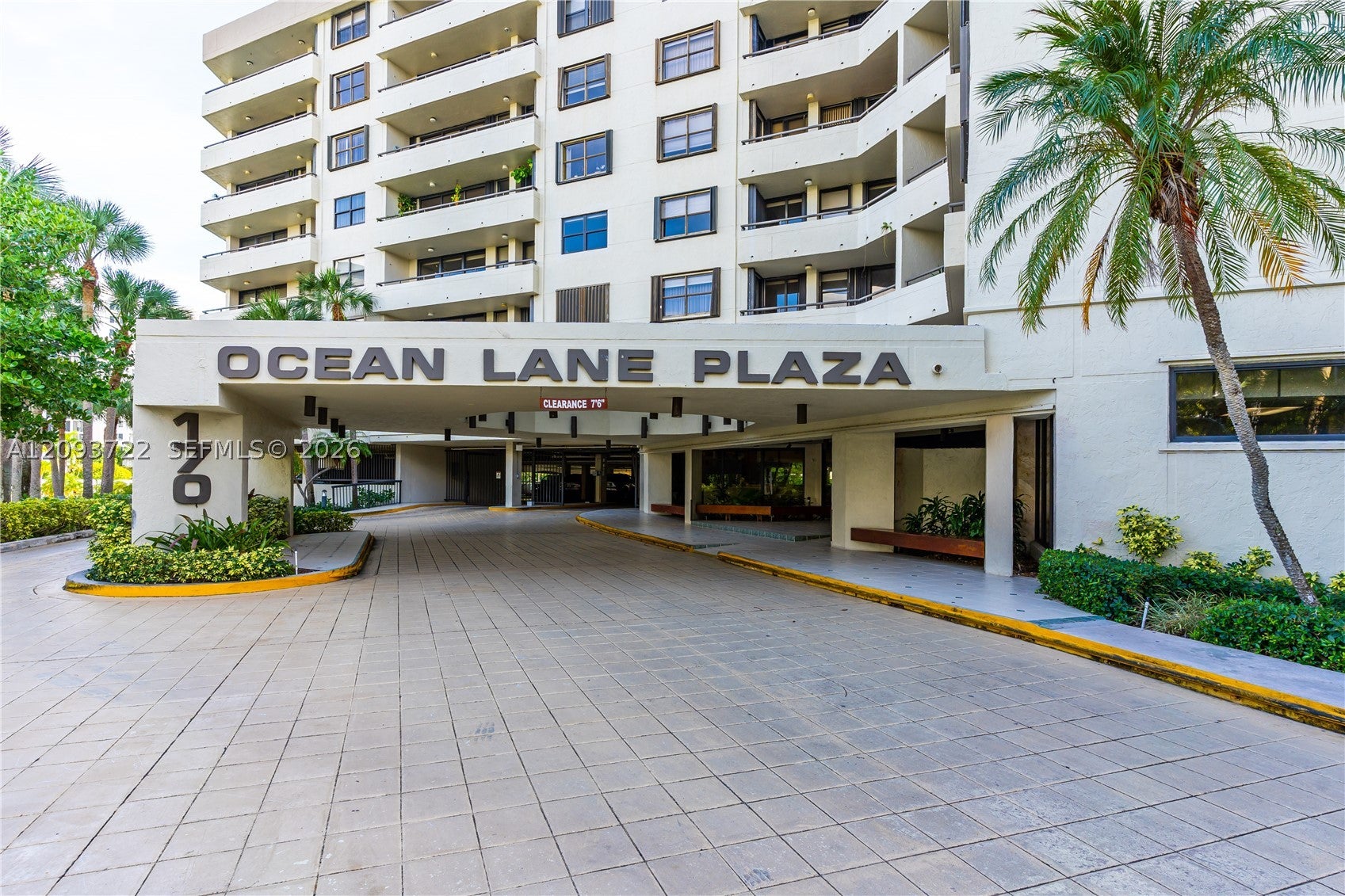 170 Ocean Lane Dr 807