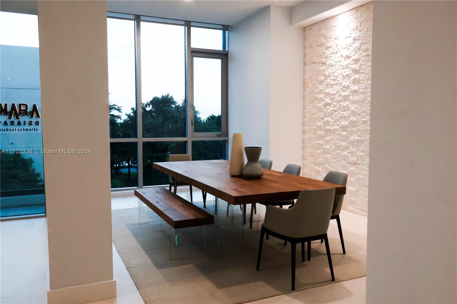 PARAISO BAY CONDO - Residential Lease
