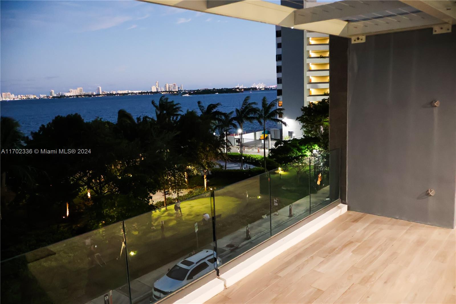 PARAISO BAY CONDO - Residential Lease