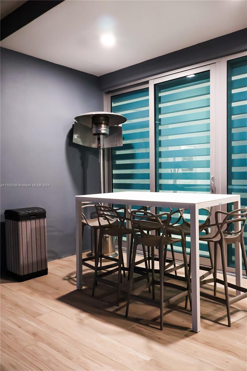PARAISO BAY CONDO - Residential Lease