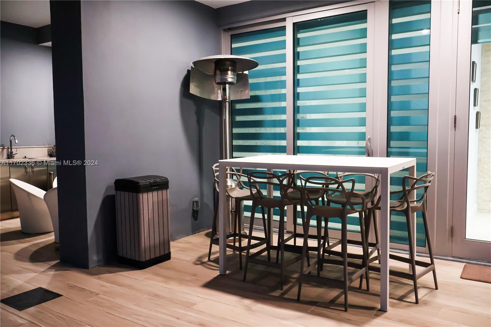 PARAISO BAY CONDO - Residential Lease