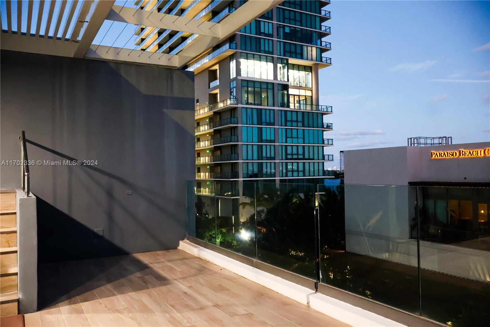 PARAISO BAY CONDO - Residential Lease