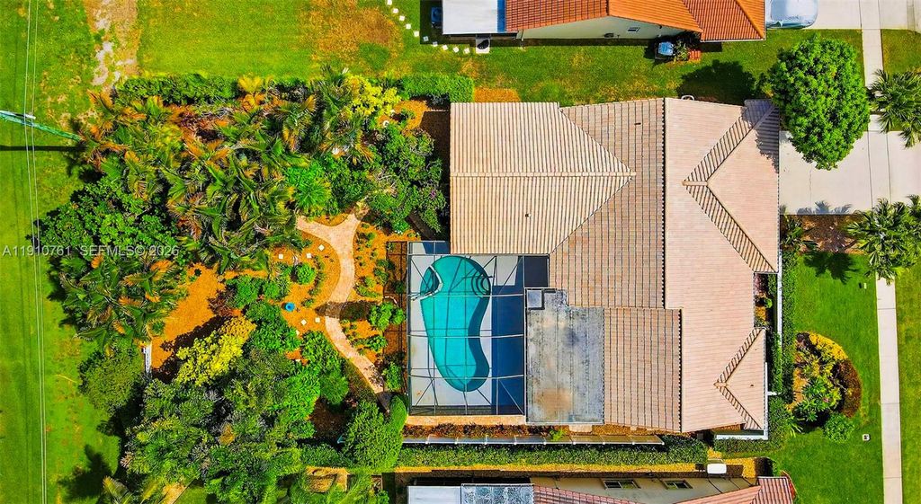 Photo of 9721 Majestic Way, Boynton Beach, FL 33437 (MLS # A11910761)