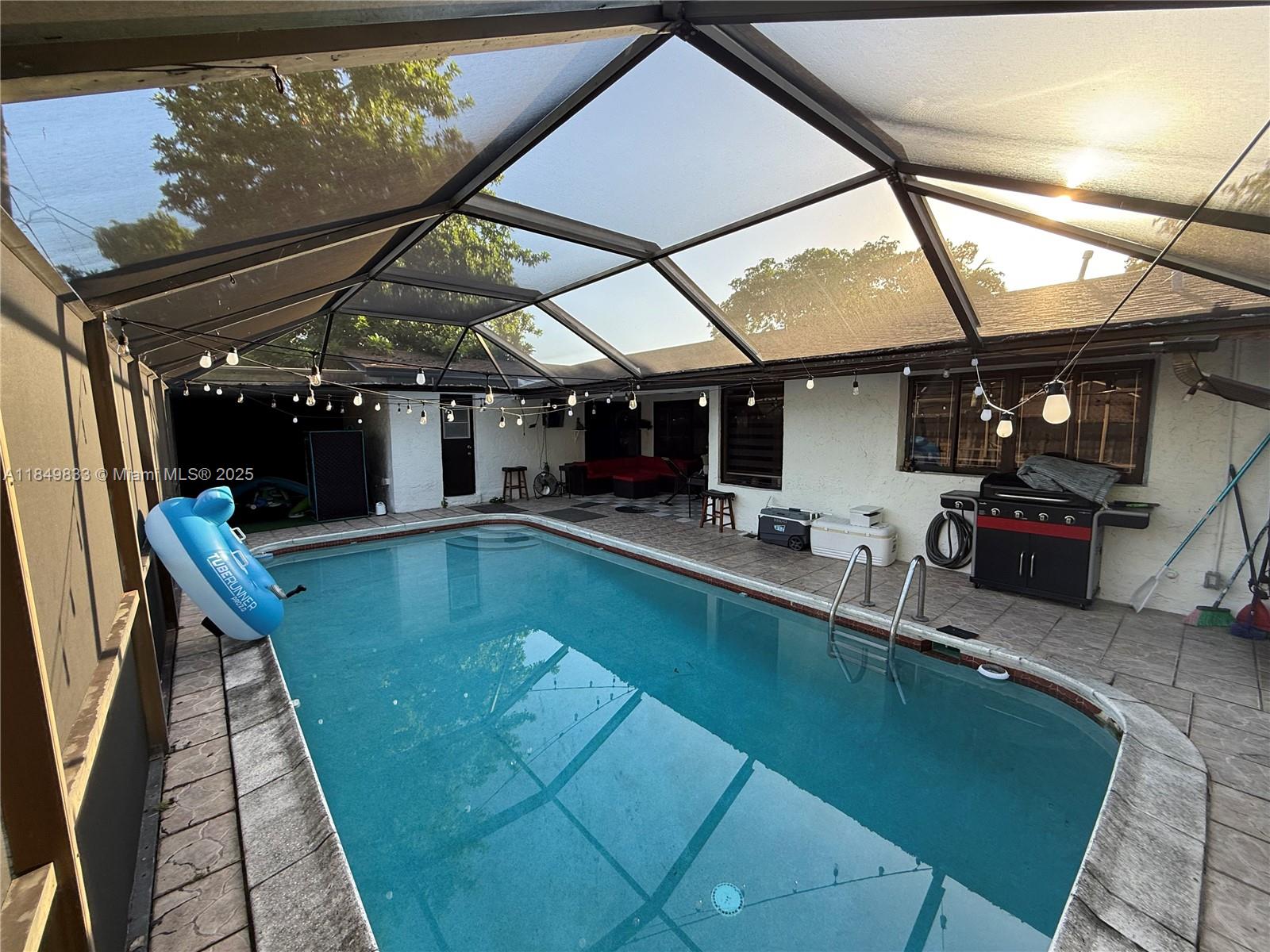 KNOLLS SEC 5 - Residential